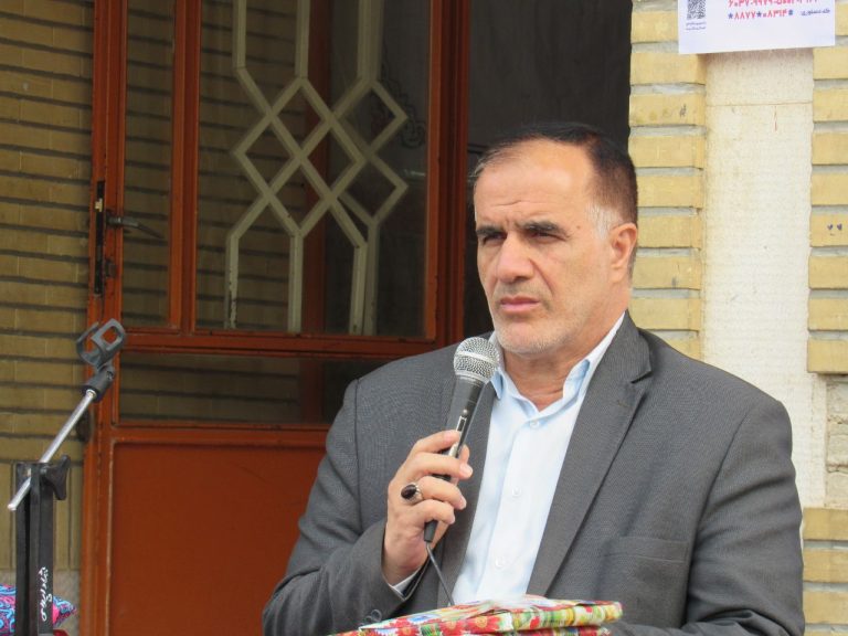 مراسم زنگ احسان و نیکو کاری در مدرسه فرامرز اکبری نواخته شد