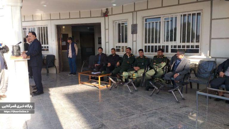 زنگ هفته بسیج در مدارس شهرستان قصرشیرین نواخته شد.